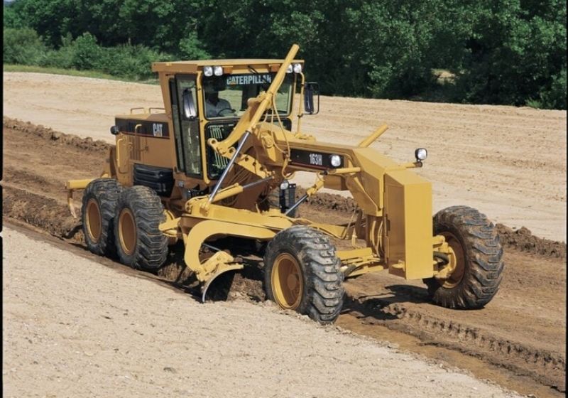 CAT 163H Motor Grader
