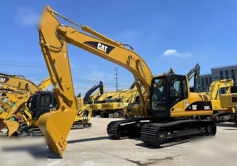 CAT 320LVA Excavator